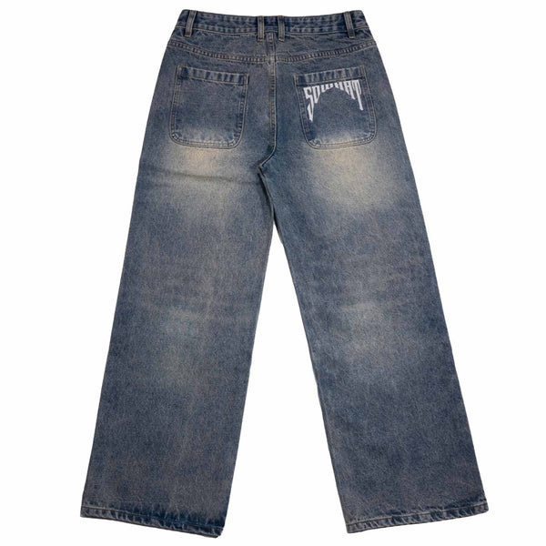 Straight tube mud-dyed jeans.